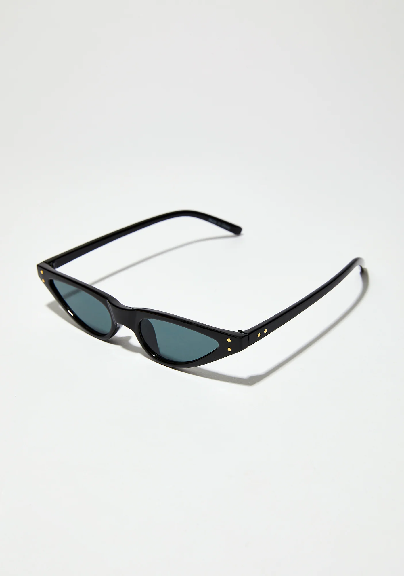 Rough Rida Sunglasses - Image 4
