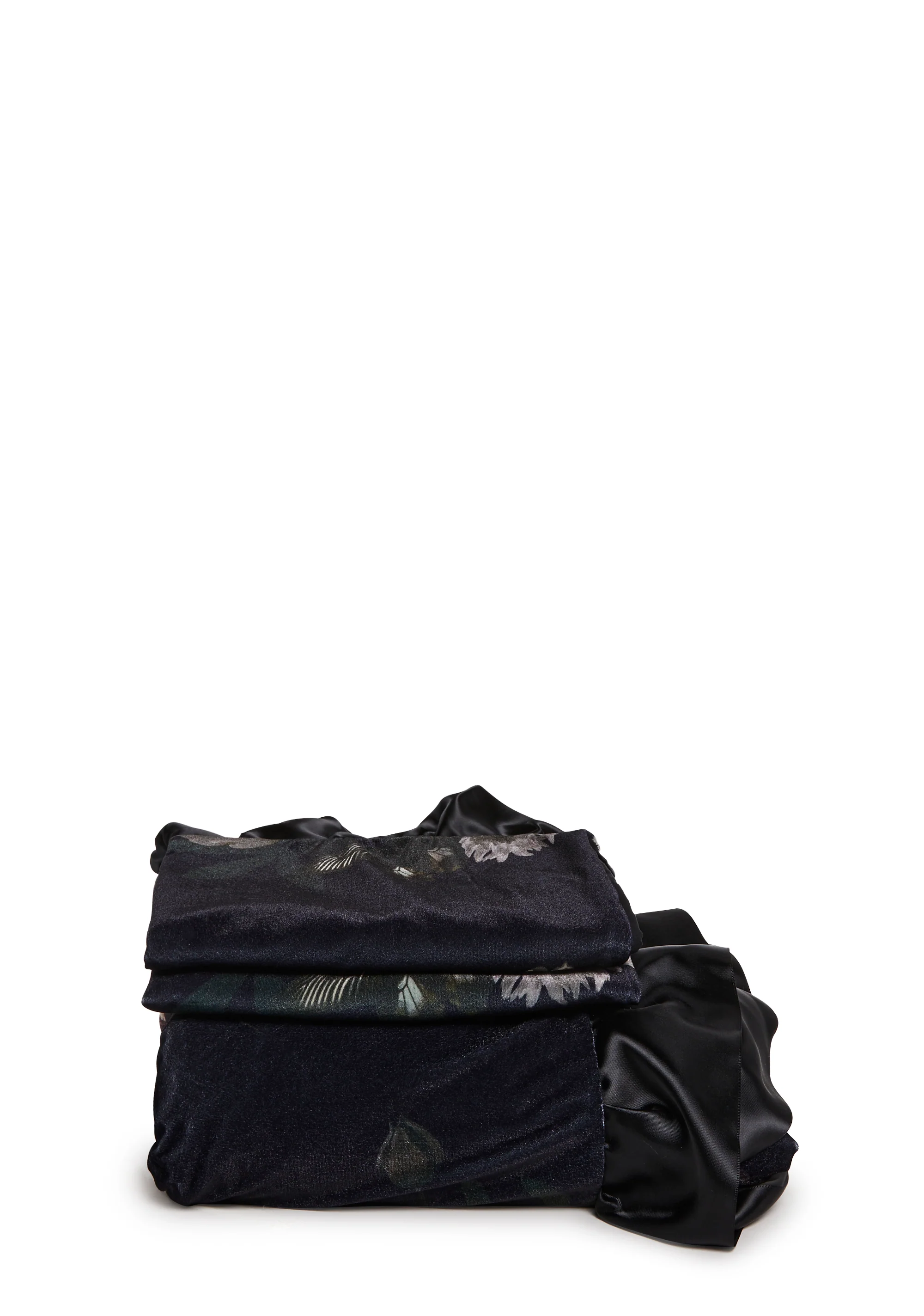 Shadow Roses Duvet Set - Image 2