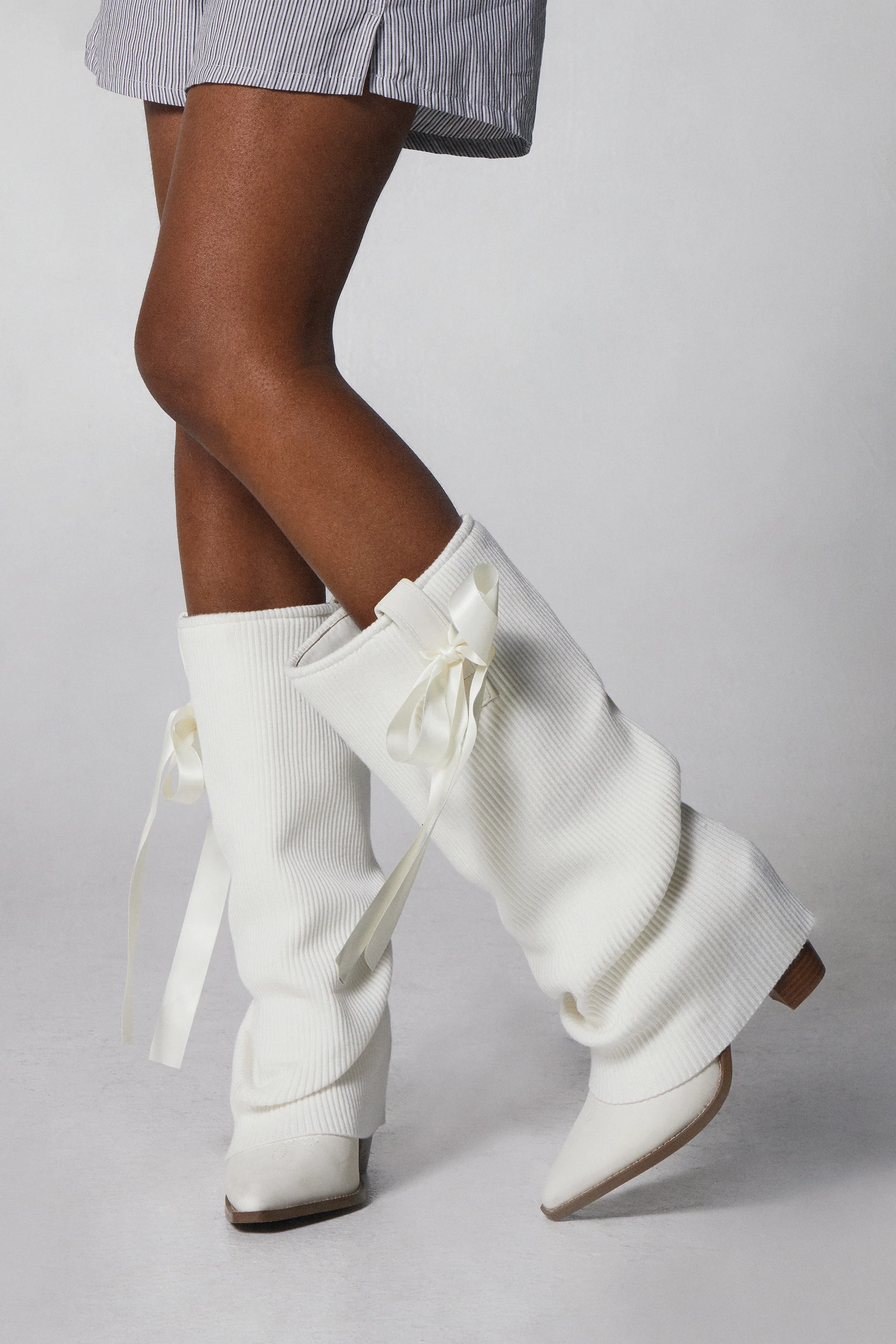 Sharp Sheriff Leg Warmer Boots - Image 5