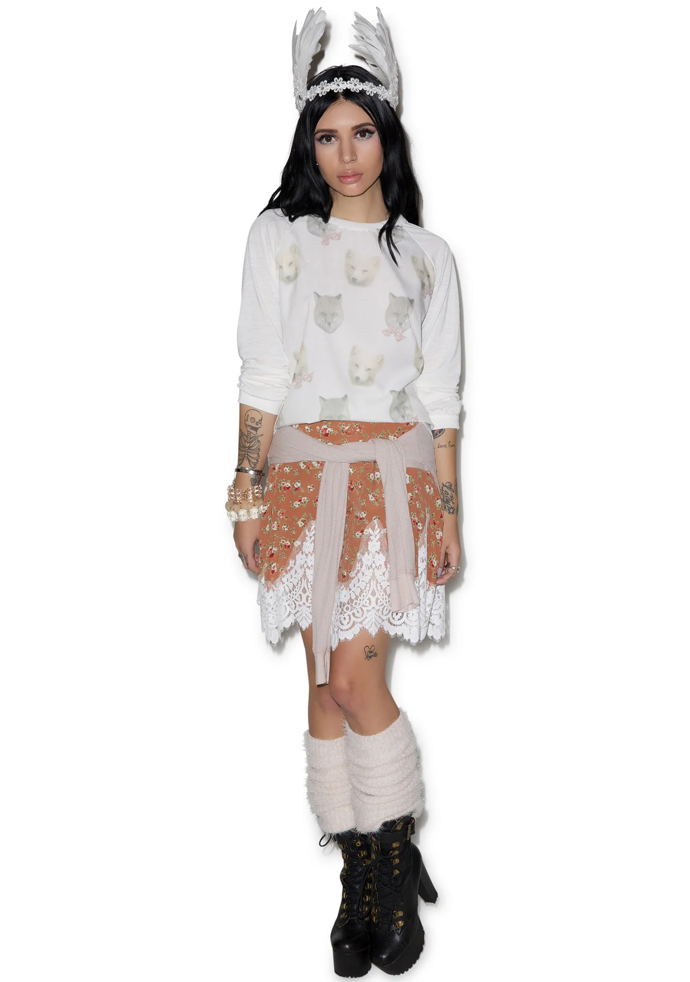 Snow Foxy Raglan - Image 4