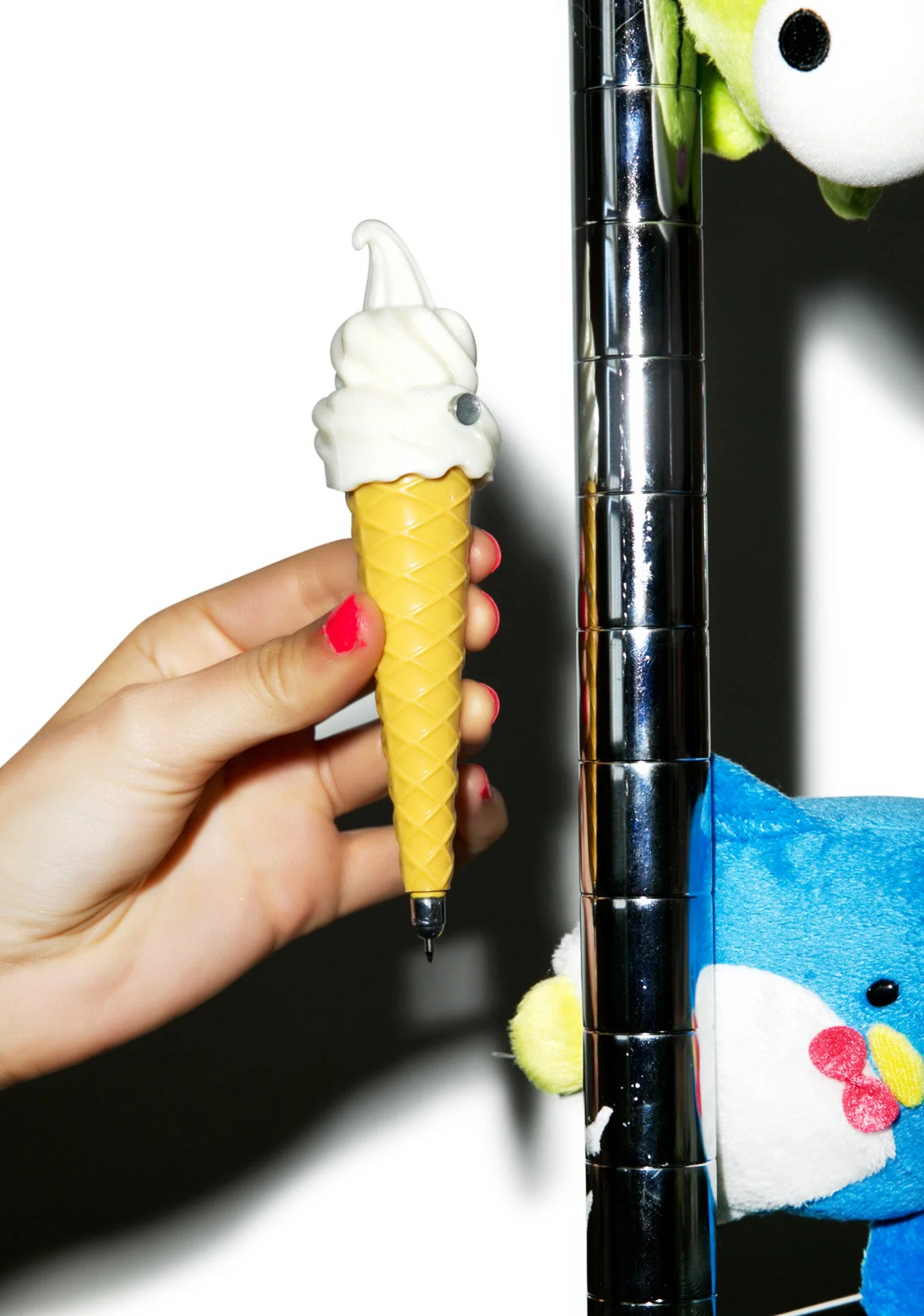 Soft Serve Ice Cream Pen - White - Image 2