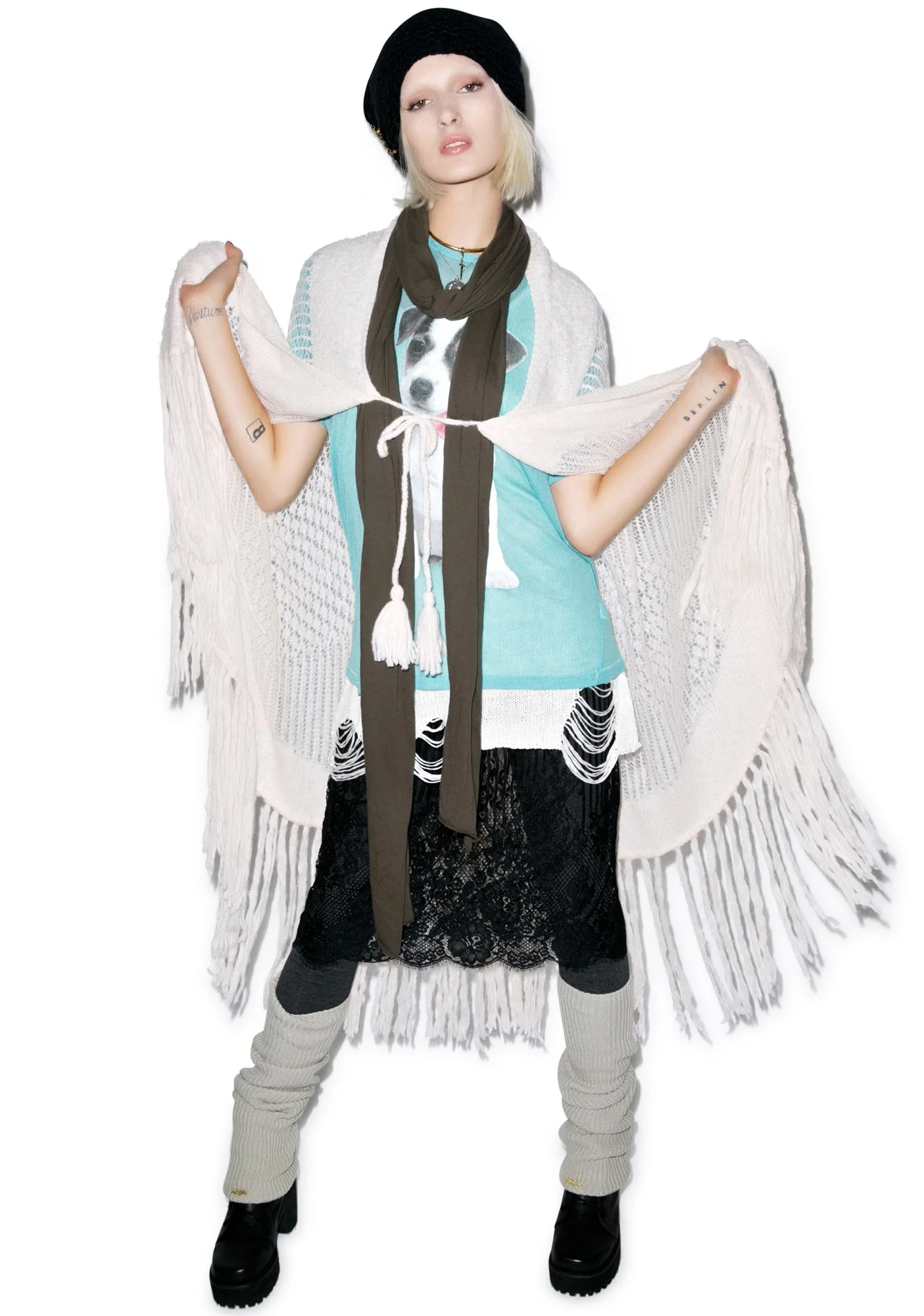 Solid Garden Shawl - Light Pink - Image 11