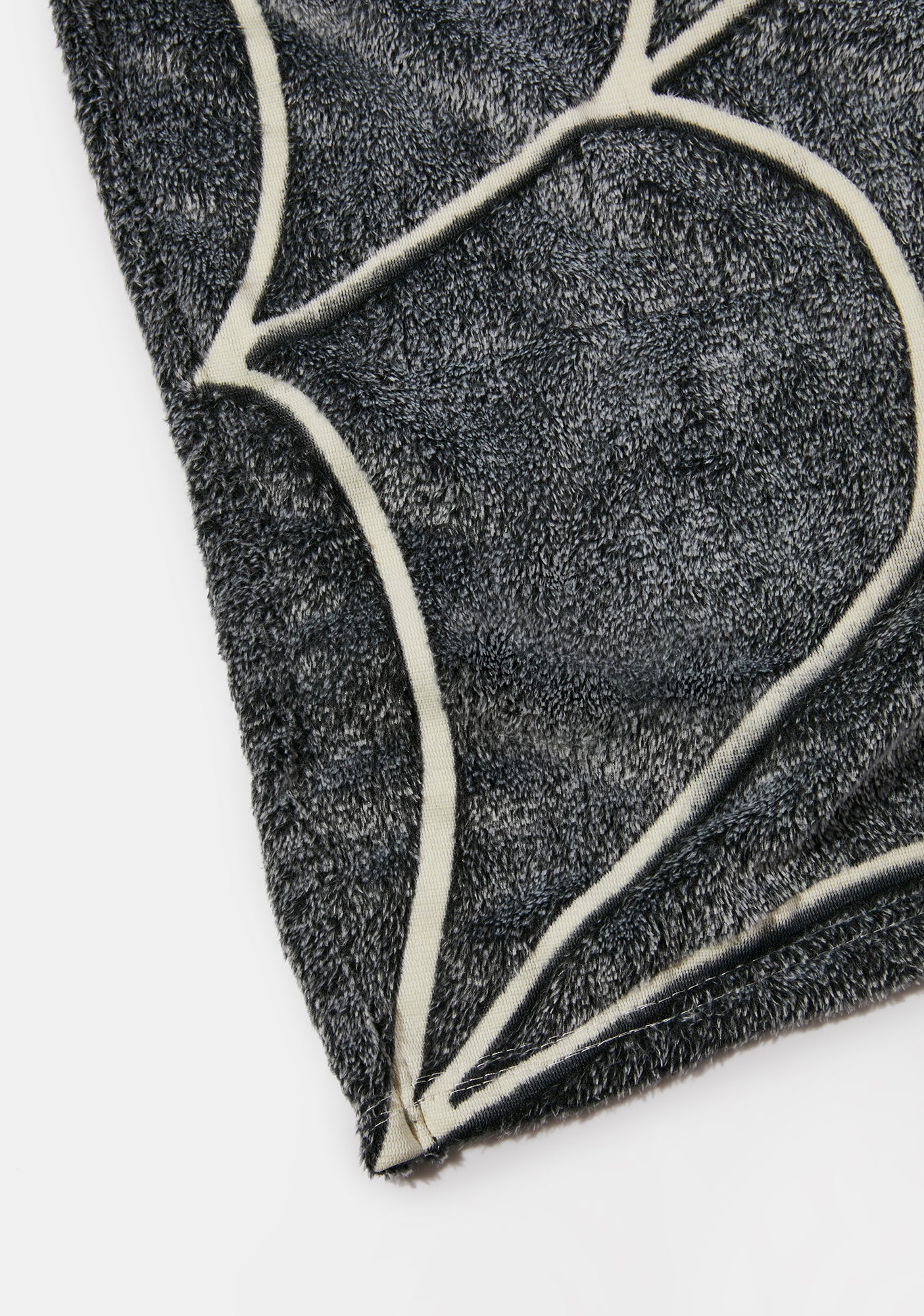 Spiderweb Glow In The Dark Blanket - Image 6