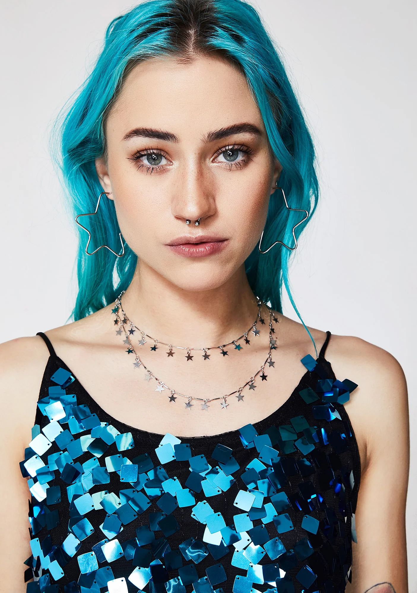 Starry Feelz Earrings - Image 4
