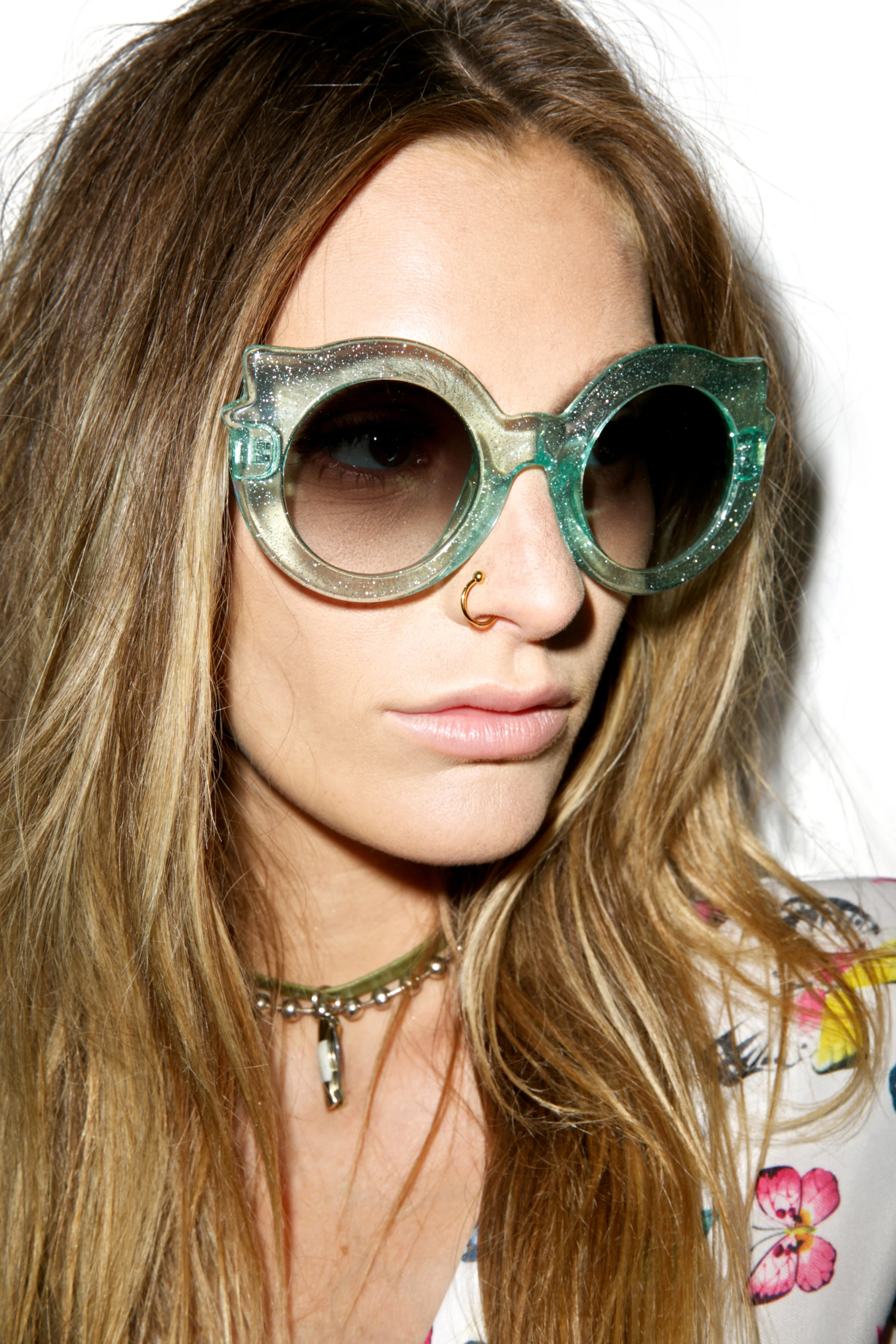 The Hanoi Weekend Sunglasses - Gray - Image 21