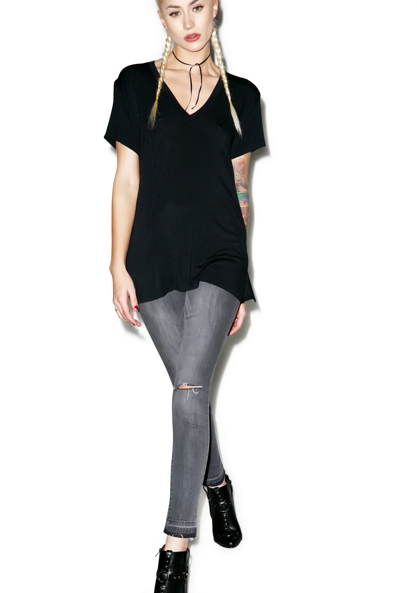 The Nu V-Neck Tee - Image 4