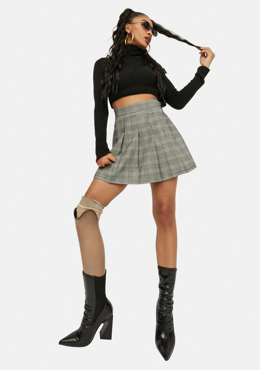 To The Front Plaid Mini Skirt - Image 3