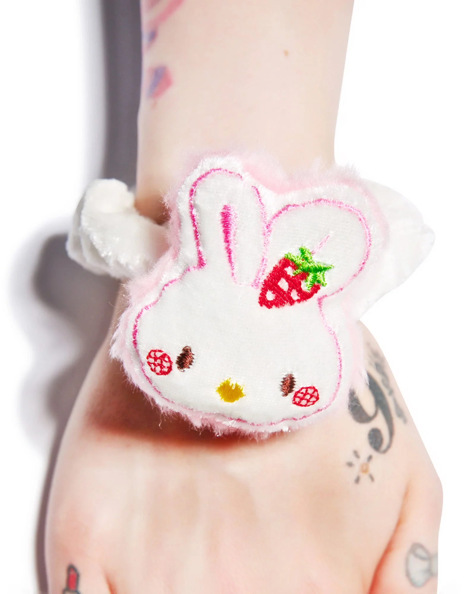 Usa-pyon Scrunchie - Pink - Image 12