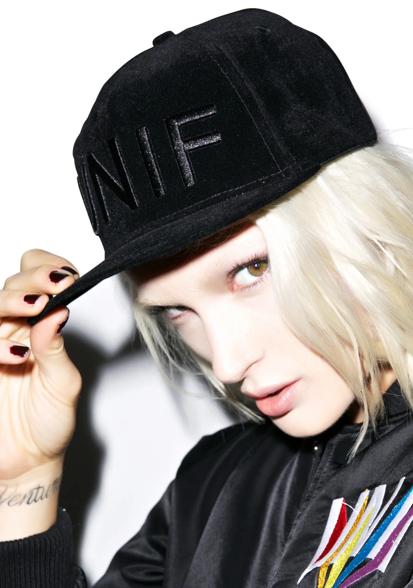 Velvet Hat - Image 8