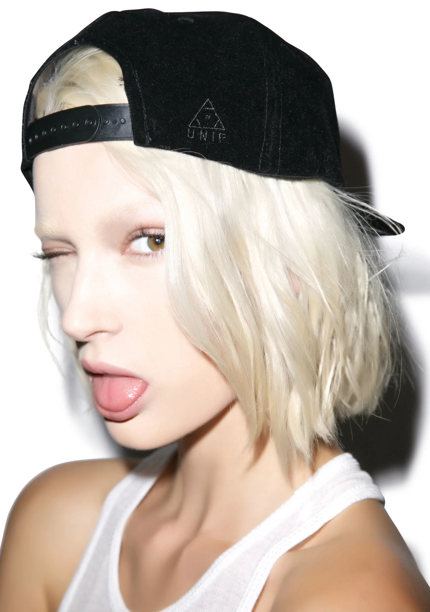 Velvet Hat - Image 9