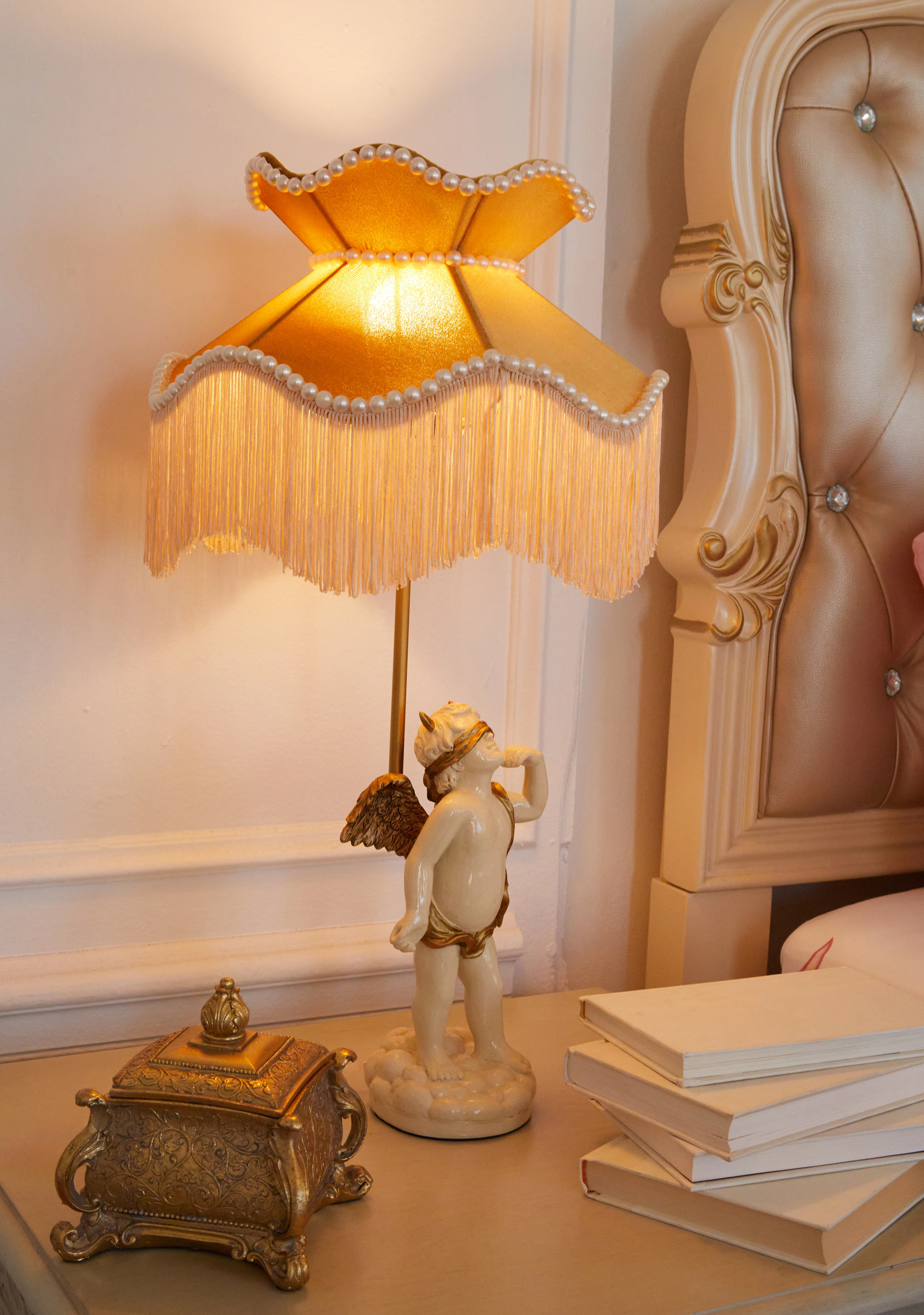 Vision Of Beauty Table Lamp - Image 6