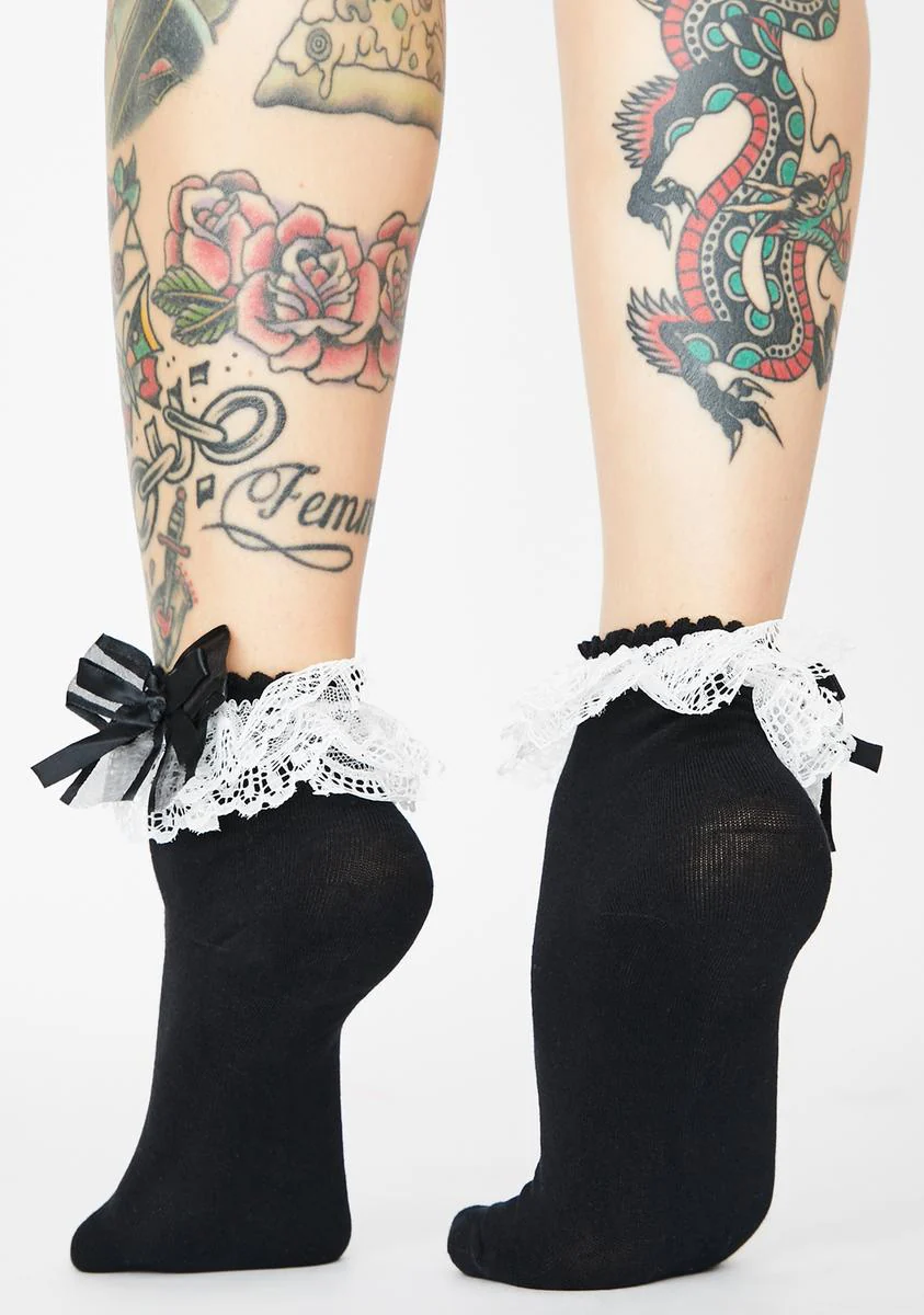 Well Mannered Ruffle Socks - Image 3