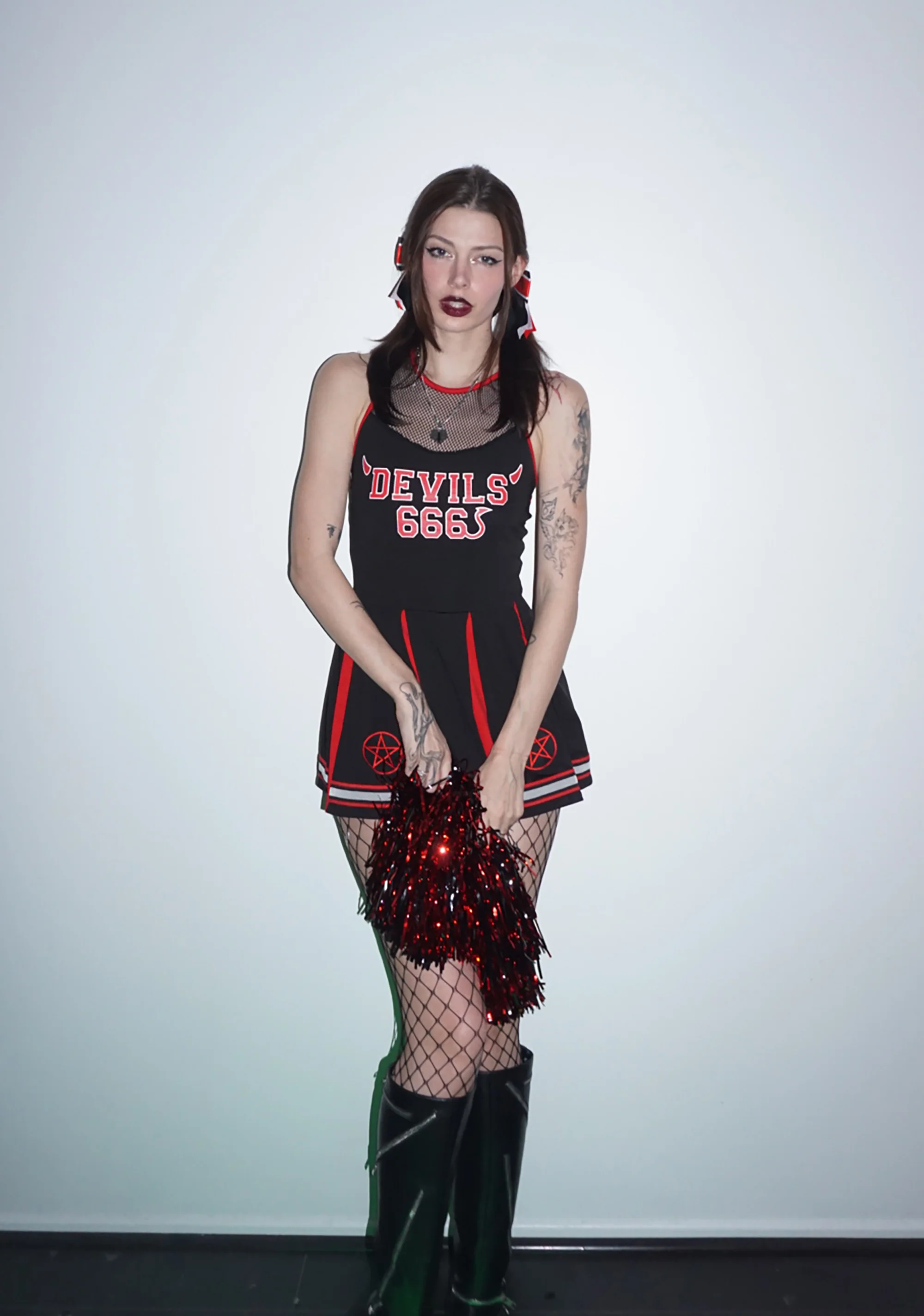 Wicked Plays Cheerleader Costume - Image 9