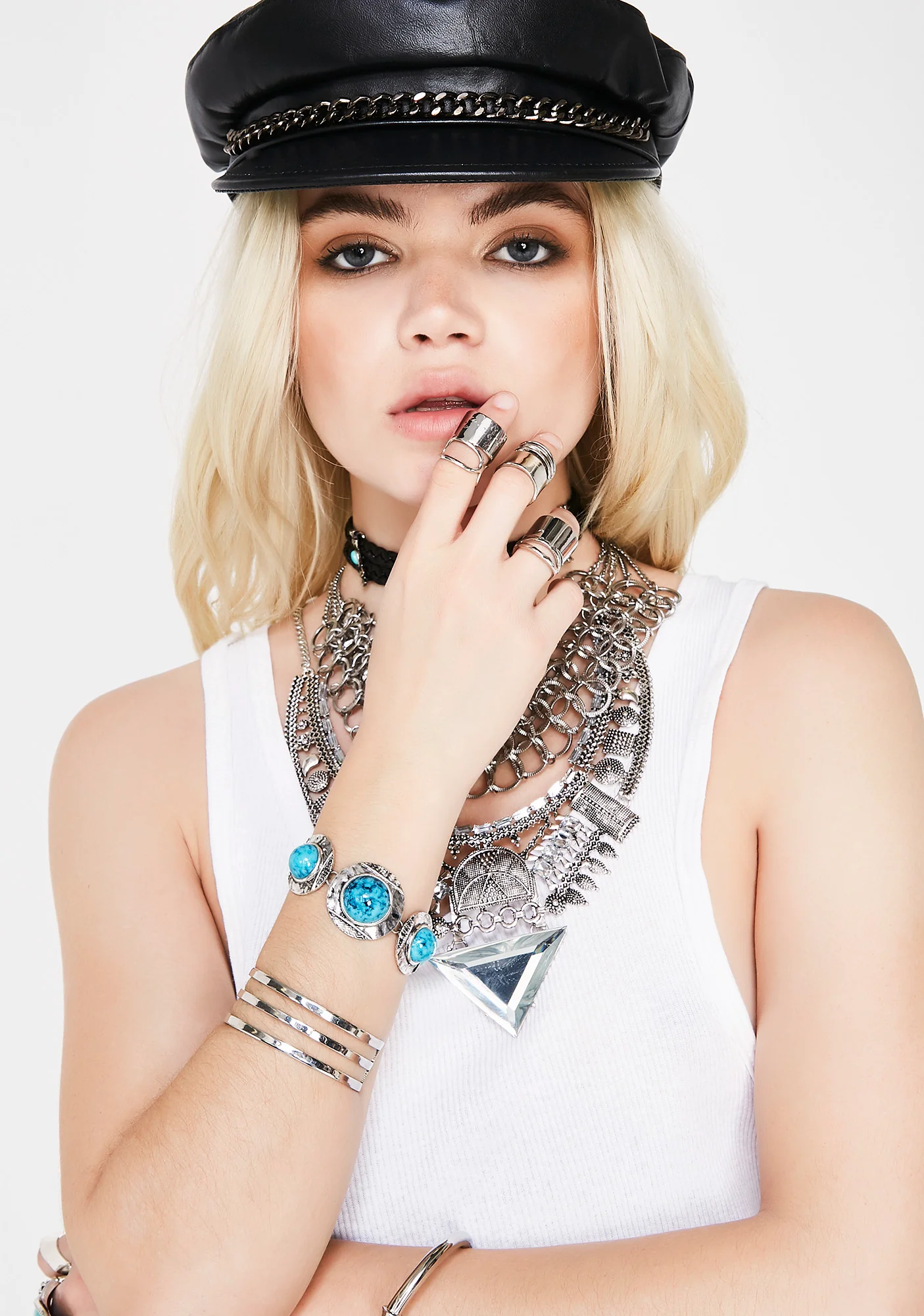 Wild Wanderer Circle Bracelet - Image 4