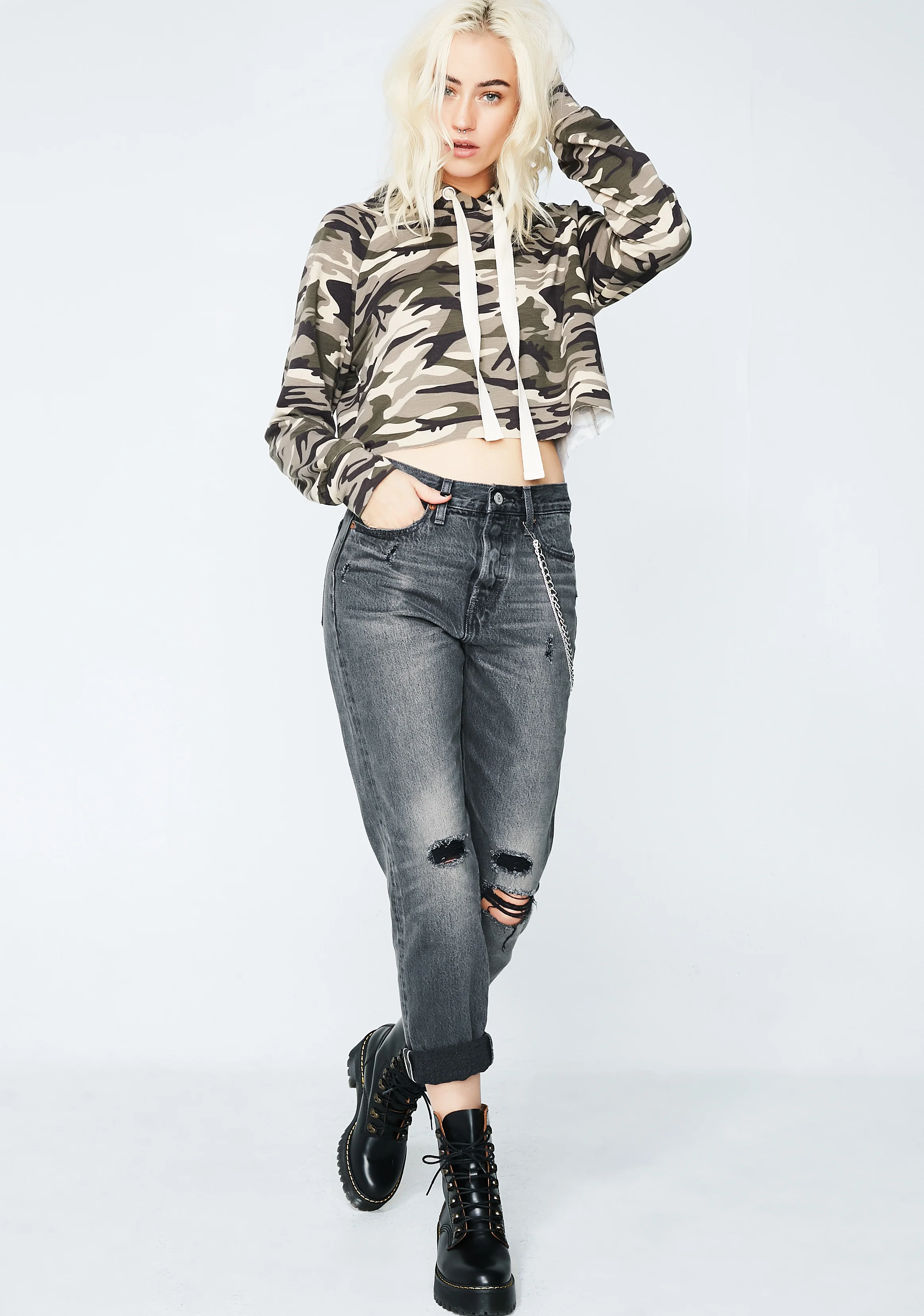 Win The Battle Cropped Hoodie - Image 5