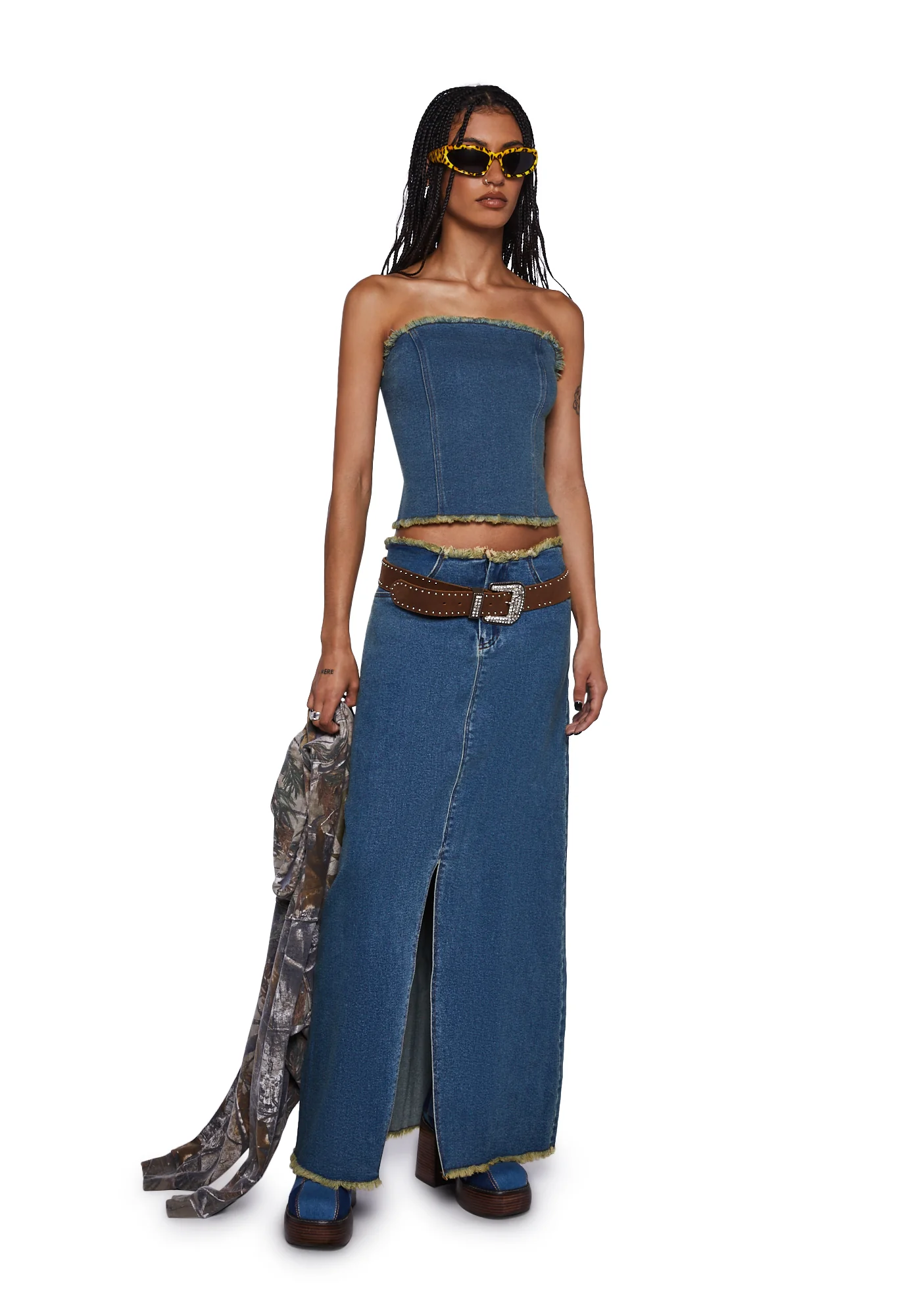 Zaenap Frayed Denim Maxi Skirt - Image 2