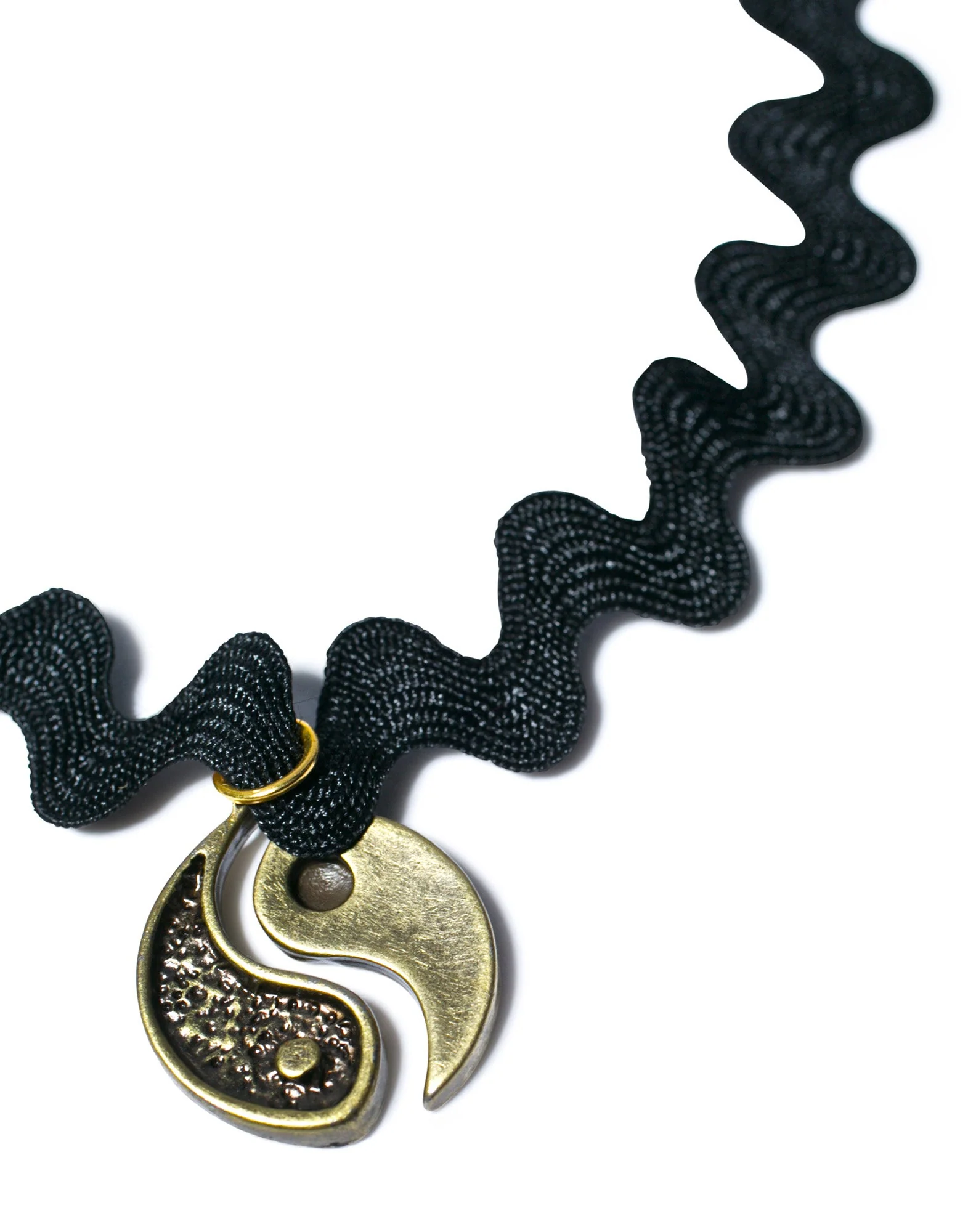 Zenarchy Ying Yang Choker - White - Image 4